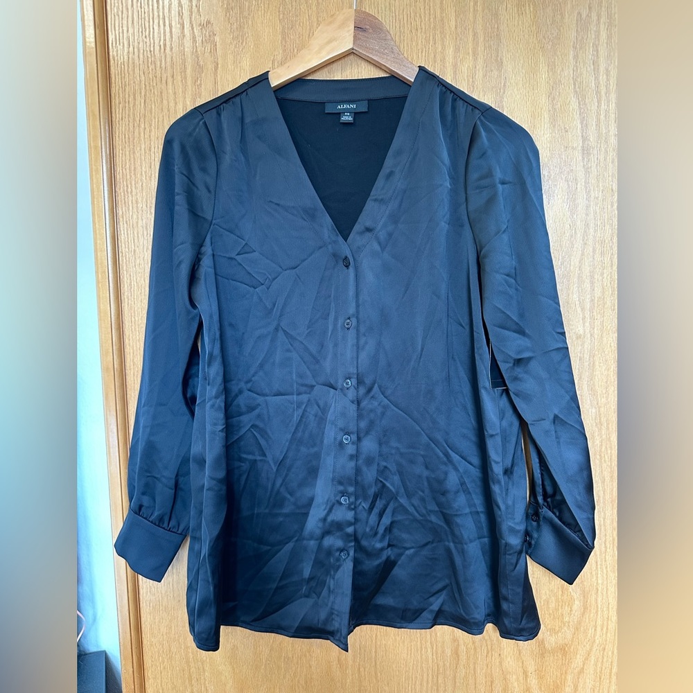 Alfani black button up top Size Petite Small